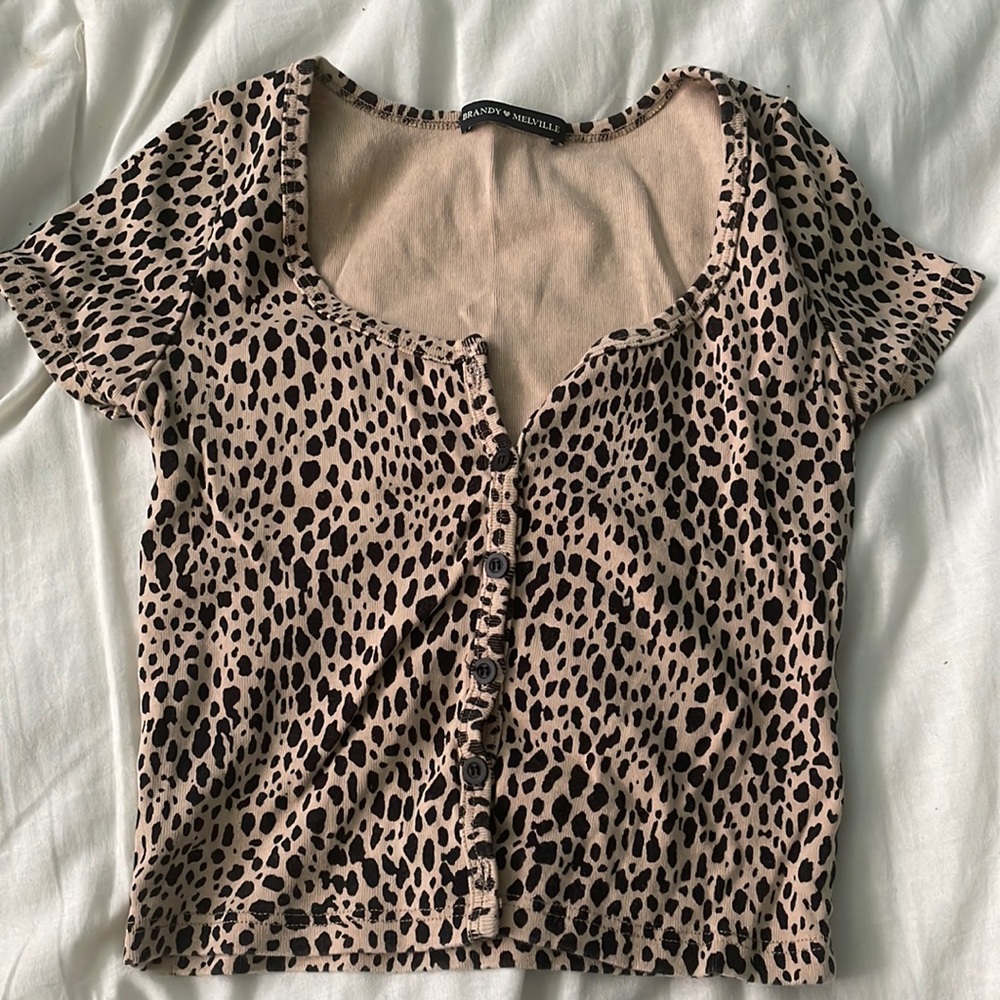 Brandy Melville Zelly Top cheetah print